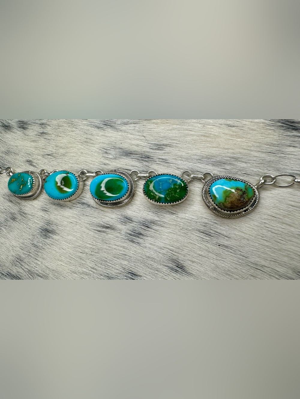 ($425)Stunning!! SONORAN TURQUOISE CHOKER! Brand new! Native made! - Picture 6 of 8